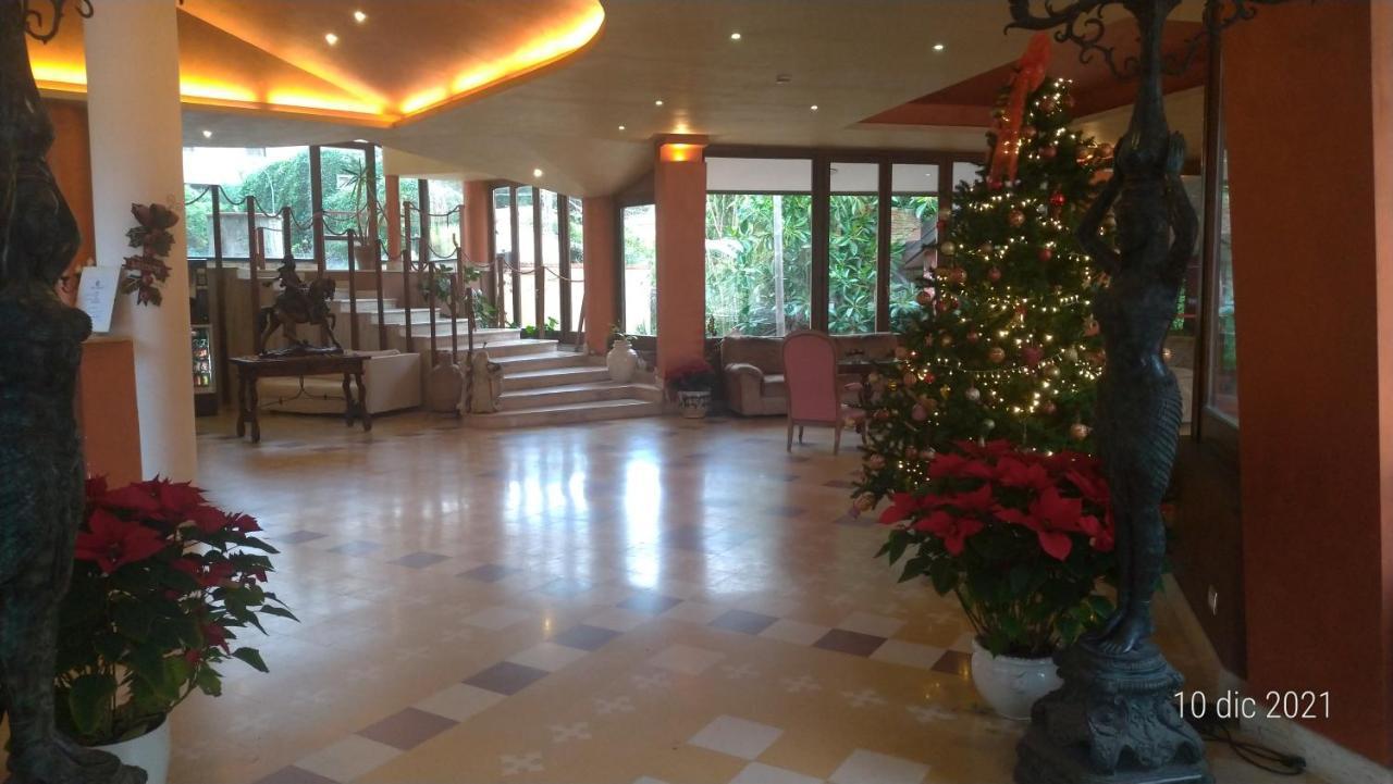 Tk Hotel - Ex Ares Сан-Джованні-ла-Пунта Екстер'єр фото