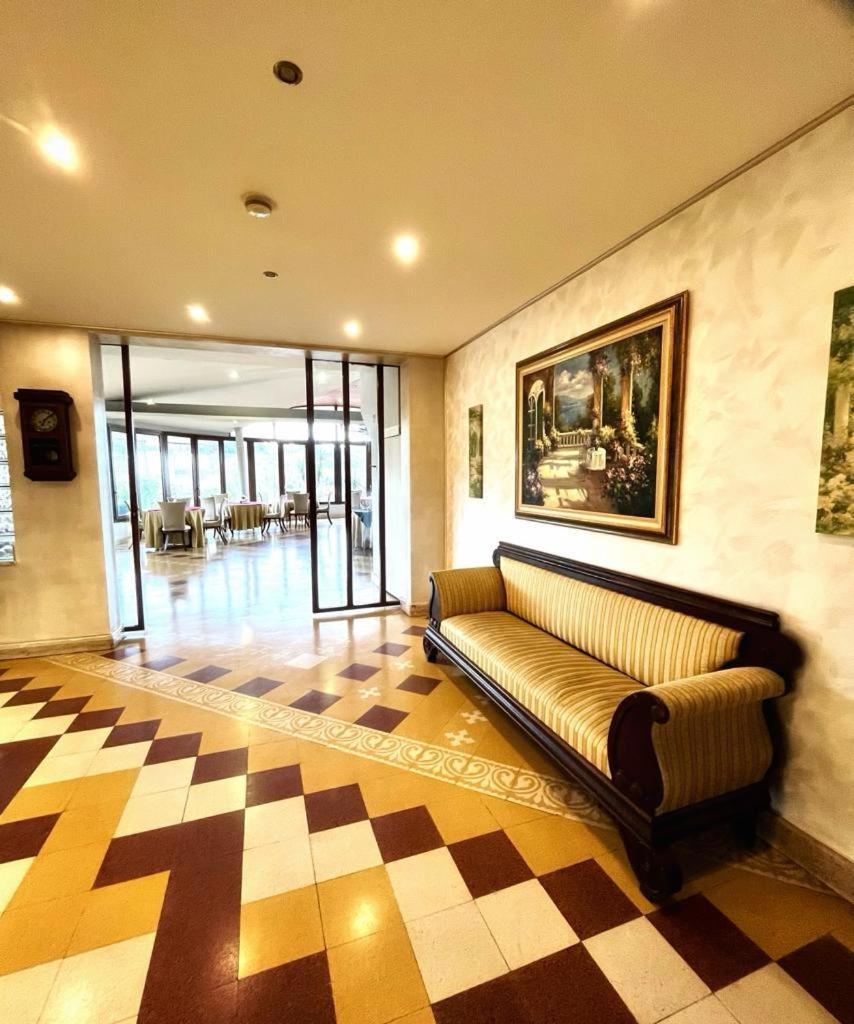 Tk Hotel - Ex Ares Сан-Джованні-ла-Пунта Екстер'єр фото